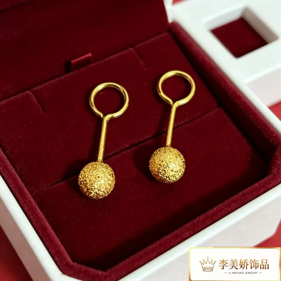 Collection of Vietnamese gold-plated earrings, popular and long-lasting, luxury earrings and accessories for all ages, wholesale via live streaming