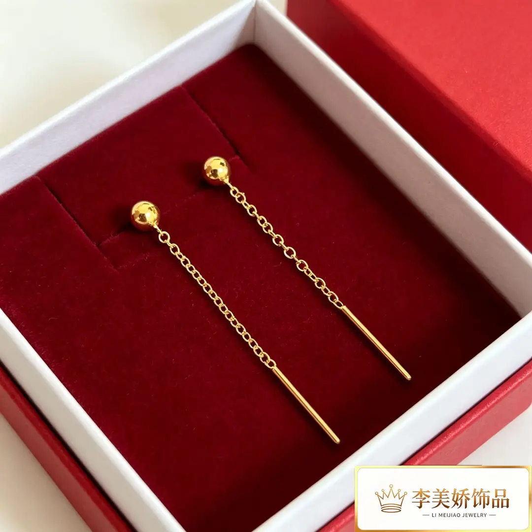 Collection of Vietnamese gold-plated earrings, popular and long-lasting, luxury earrings and accessories for all ages, wholesale via live streaming