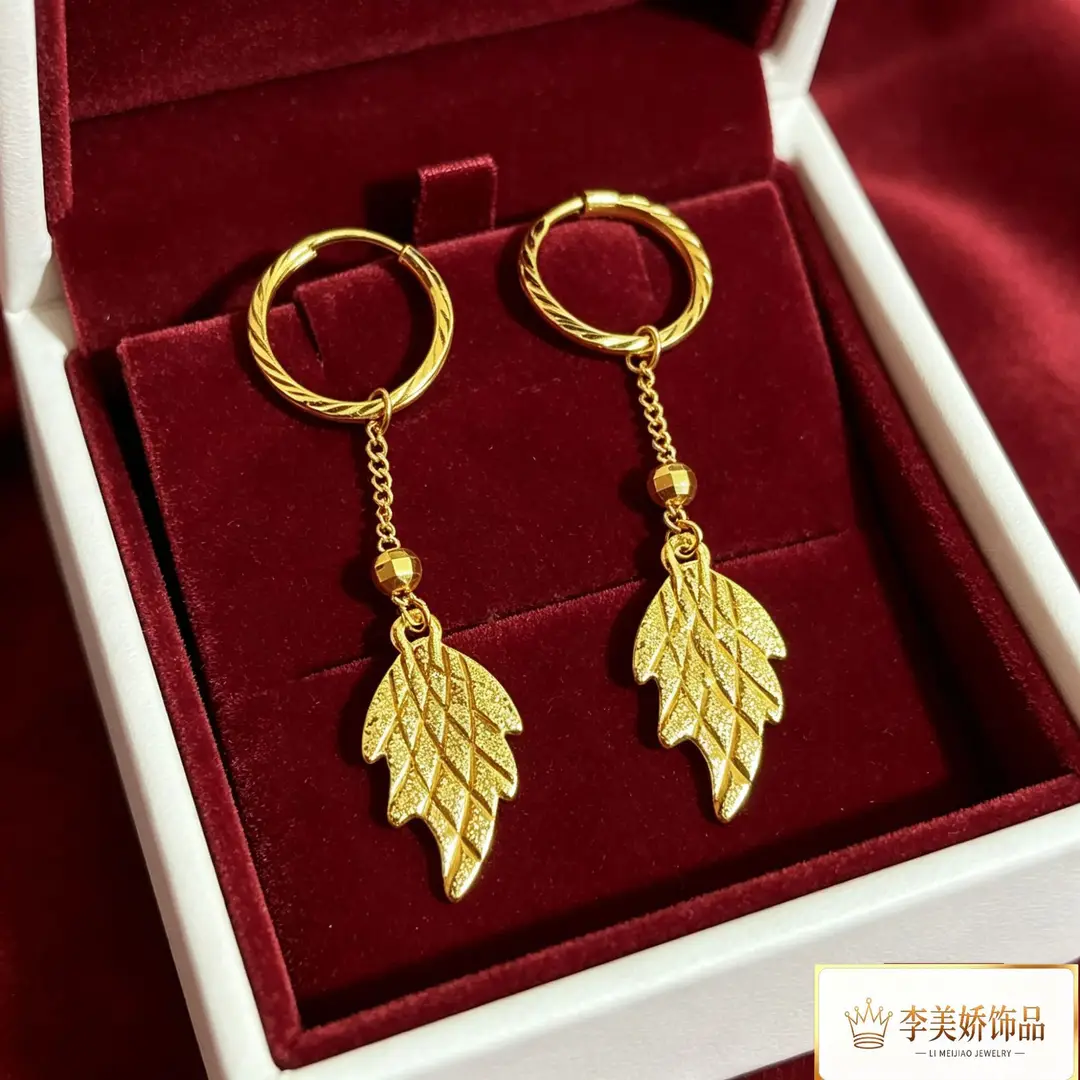 Collection of Vietnamese gold-plated earrings, popular and long-lasting, luxury earrings and accessories for all ages, wholesale via live streaming