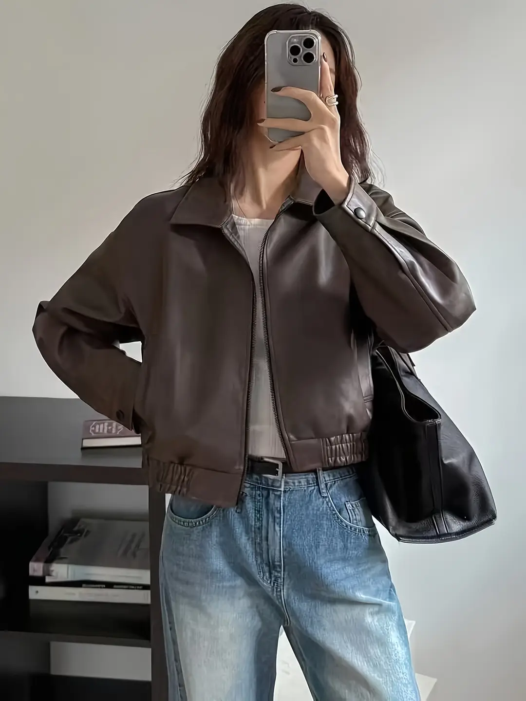 Korean-style loose-fitting, drop-shoulder, short, collared leather jacket. Vintage, versatile, simple, and suitable for commuting in spring and autumn, ideal for petite individuals — feature 11