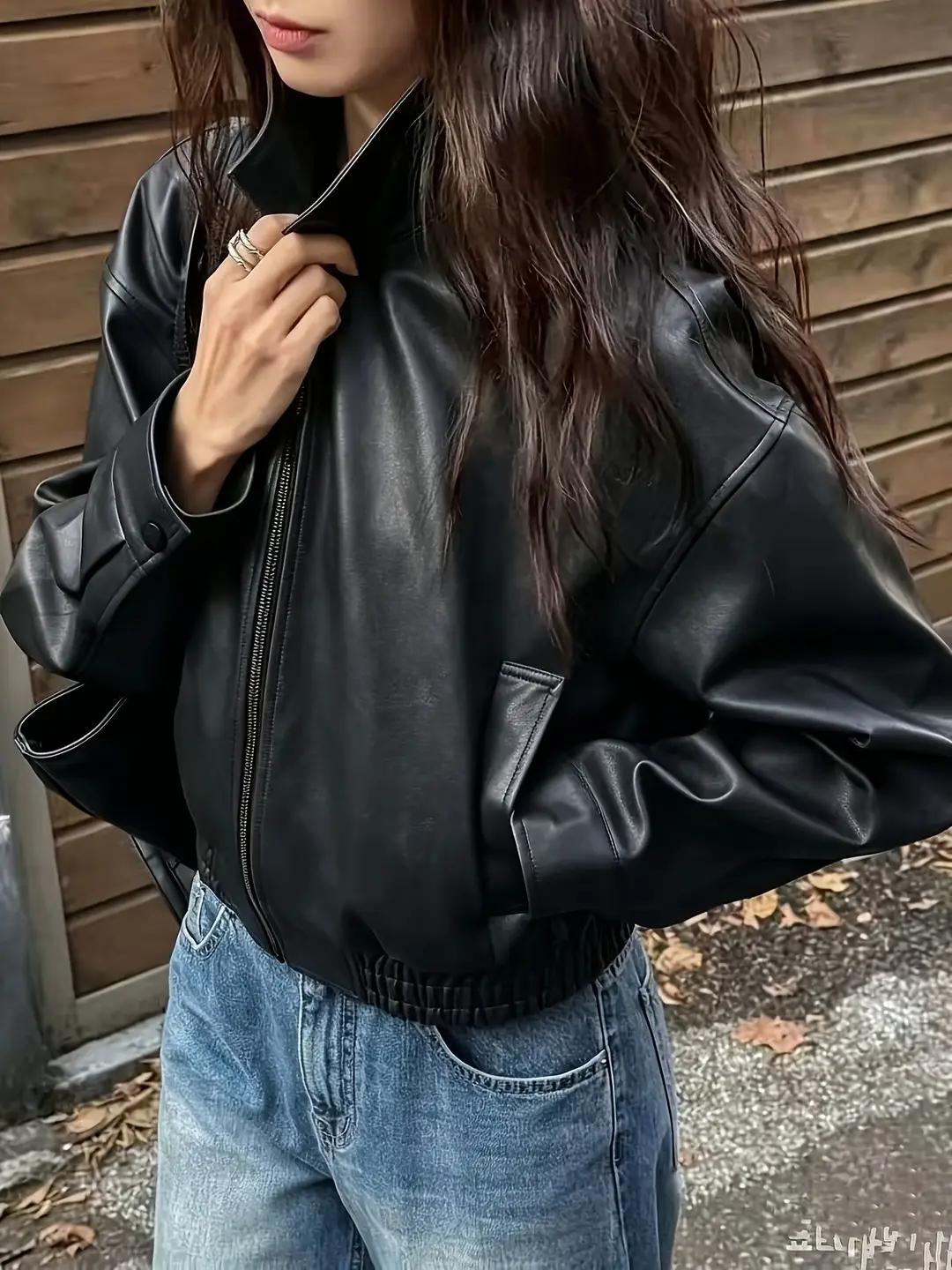 Korean-style loose-fitting, drop-shoulder, short, collared leather jacket. Vintage, versatile, simple, and suitable for commuting in spring and autumn, ideal for petite individuals — feature 7
