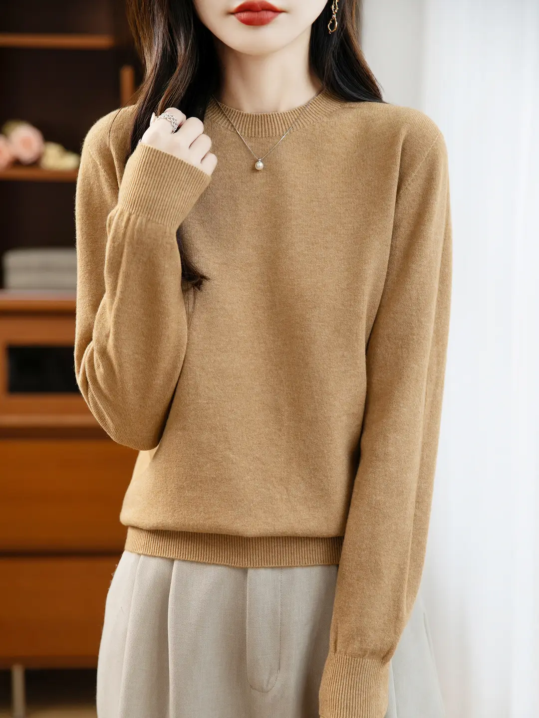 Autumn and winter Andy velvet round neck knit sweater for women, first-line ready-to-wear, solid color seamless pullover long-sleeve sweater, suitable as a base layer