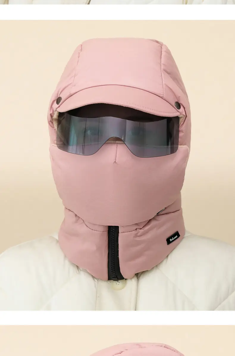New windproof and cold-resistant cycling accessory: a fleece-lined inner scarf, face mask, and integrated hat for warmth and face protection, suitable for skiing — feature 9