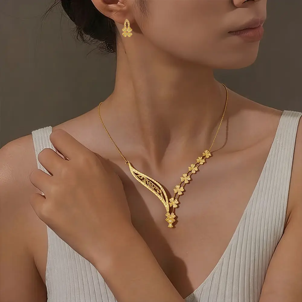 Middle Eastern Dubai floral necklace and earring set, gold-plated, for brides, weddings, cross-border sales, non-fading, and extravagant for banquets