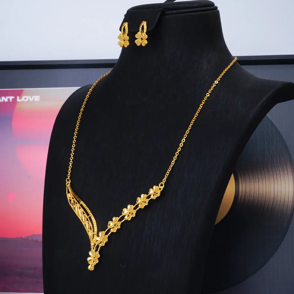 Middle Eastern Dubai floral necklace and earring set, gold-plated, for brides, weddings, cross-border sales, non-fading, and extravagant for banquets — feature 4