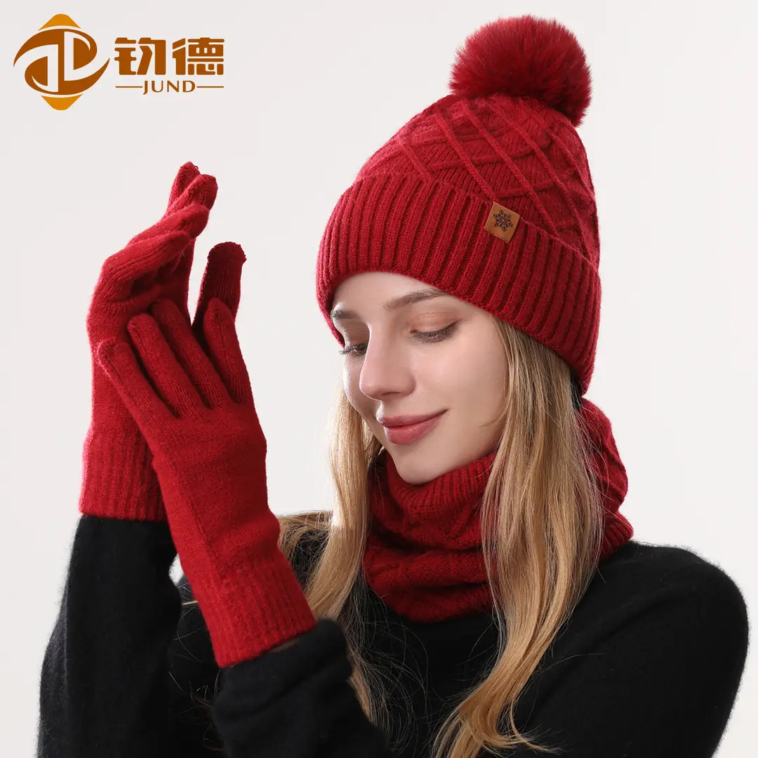 Chinese Red New Year Gift Winter Knitted Hat for Women, Double-Layered, Fleece-Lined, Thickened, Warm Hat and Scarf Set