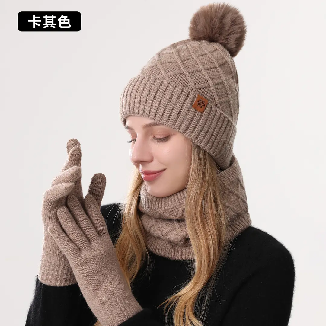 Chinese Red New Year Gift Winter Knitted Hat for Women, Double-Layered, Fleece-Lined, Thickened, Warm Hat and Scarf Set