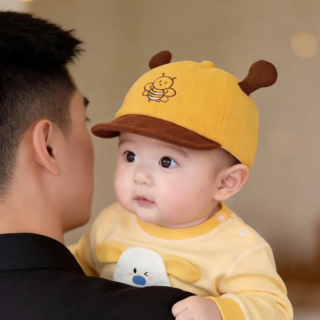 Children's winter hat, warm and thickened corduroy baseball cap, cute design, windproof, suitable for both boys and girls