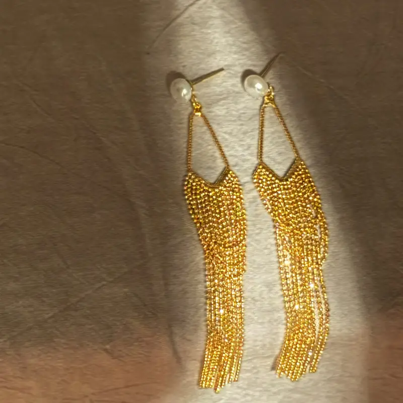 Starlight scattered, irregular high-end waterfall design, dynamic tassel earrings, unique long earrings — feature 15