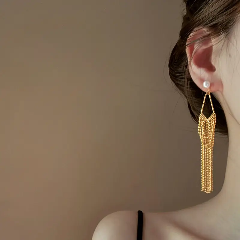 Starlight scattered, irregular high-end waterfall design, dynamic tassel earrings, unique long earrings — feature 7