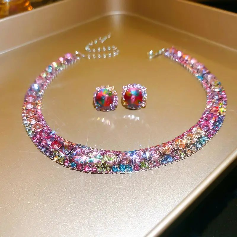 European and American style, featuring diamond-studded teardrop and geometric earrings and a necklace set, with a retro, courtly aesthetic, making it a fashionable and versatile accessory for women — feature 14