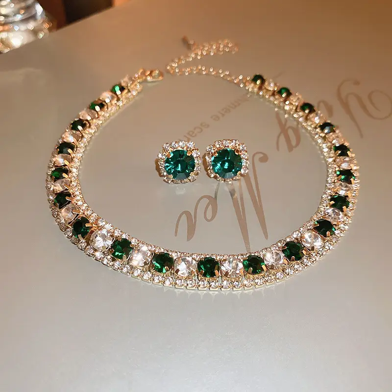 European and American style, featuring diamond-studded teardrop and geometric earrings and a necklace set, with a retro, courtly aesthetic, making it a fashionable and versatile accessory for women — feature 28