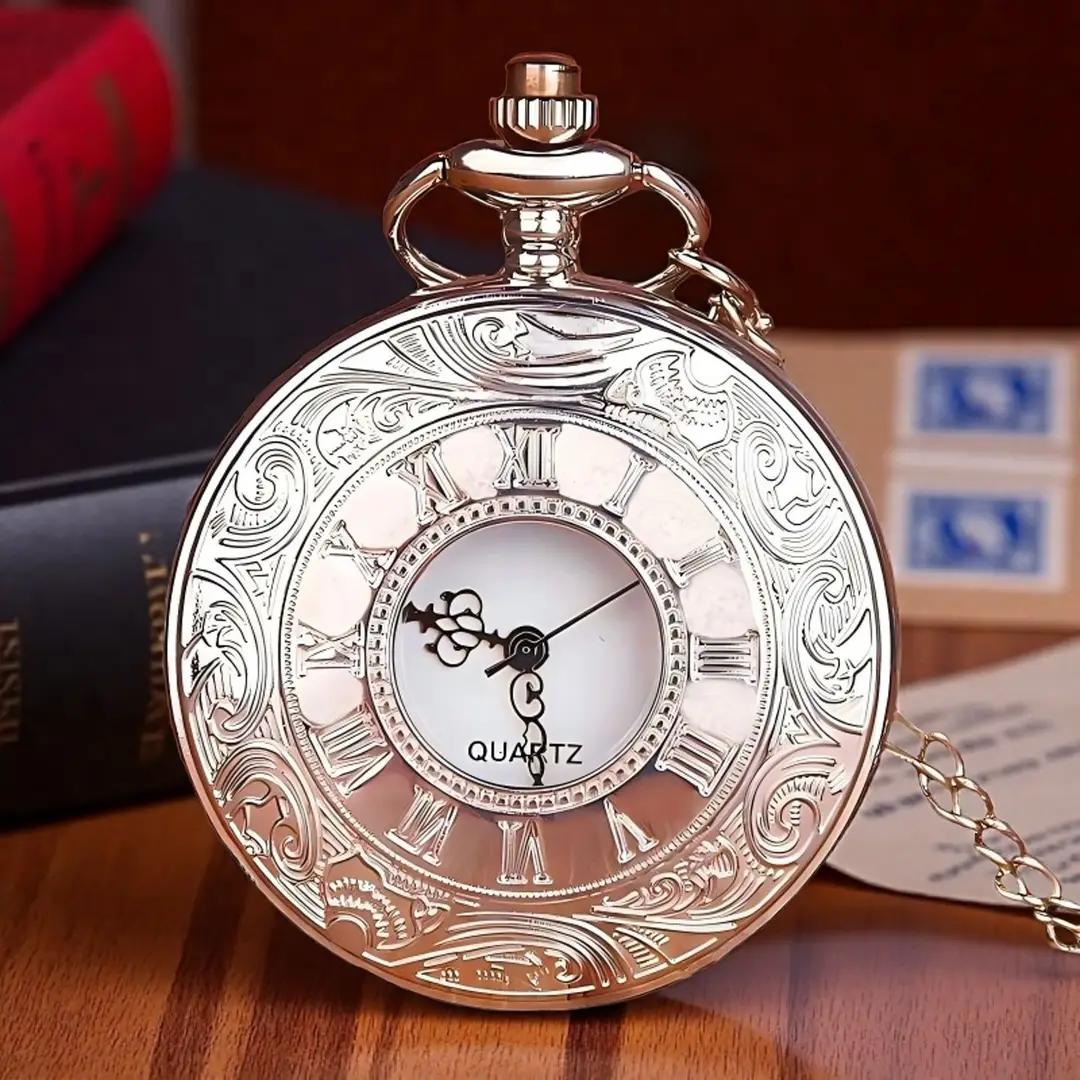 Wholesale Personalized Hollow-Out Vintage Pocket Watch Flip-Top Quartz Watch Creative Dial Vintage Pocket Watch Unisex