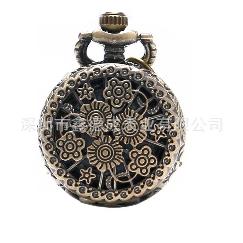Wholesale Personalized Hollow-Out Vintage Pocket Watch Flip-Top Quartz Watch Creative Dial Vintage Pocket Watch Unisex