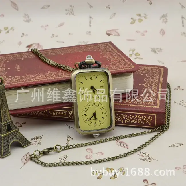 Retro Hanging Chain Watch Gold Plated Dual Movement — feature 9