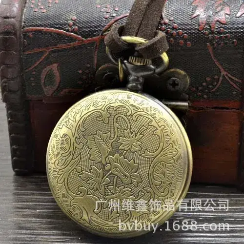 Retro Glue Flower Hanging Chain Pocket Watch with Diamond Petals Dot Diamond Export Bronze Wholesale 4.5cm