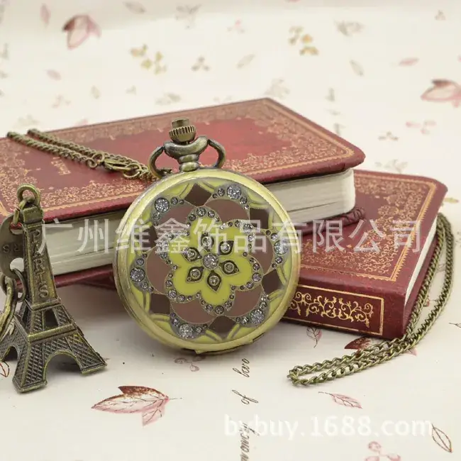 Retro Glue Flower Hanging Chain Pocket Watch with Diamond Petals Dot Diamond Export Bronze Wholesale 4.5cm — feature 12