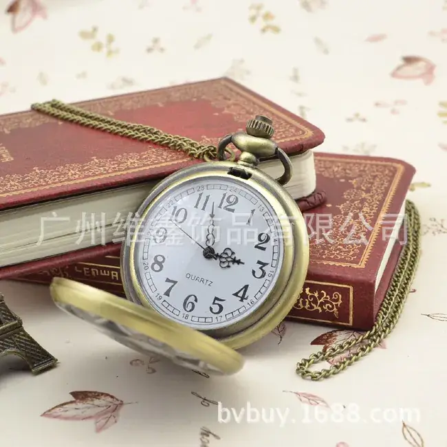 Retro Glue Flower Hanging Chain Pocket Watch with Diamond Petals Dot Diamond Export Bronze Wholesale 4.5cm — feature 18
