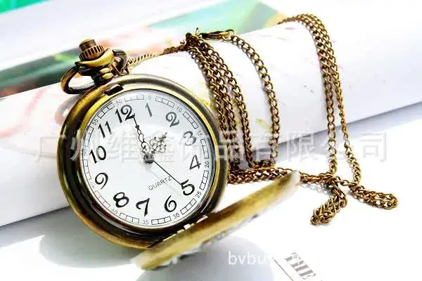 Retro Glue Flower Hanging Chain Pocket Watch with Diamond Petals Dot Diamond Export Bronze Wholesale 4.5cm — feature 7