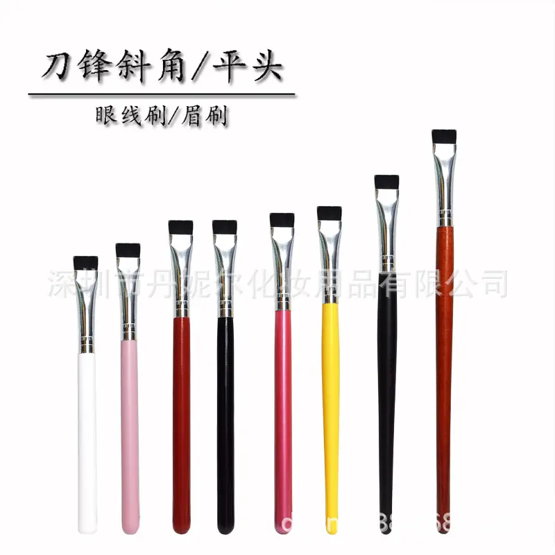 Red Flat Head Eyeliner Brush for Precision Application - Image 10
