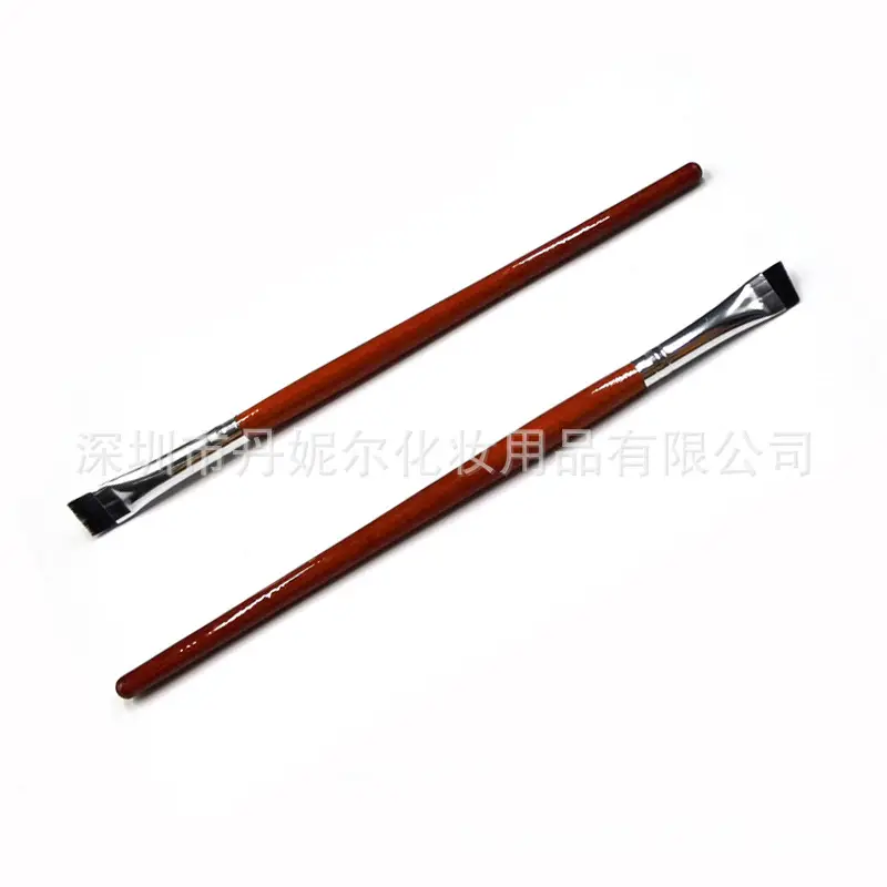 Red Flat Head Eyeliner Brush for Precision Application — feature 22