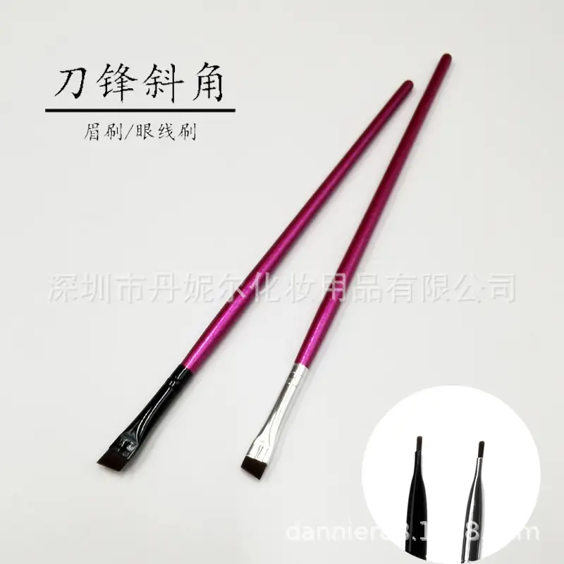 Red Flat Head Eyeliner Brush for Precision Application — feature 23