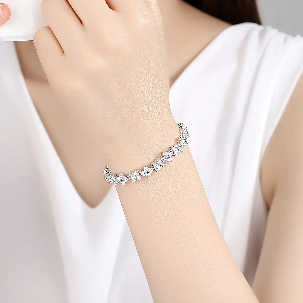 Jinse Star's Flower Bracelet for Women