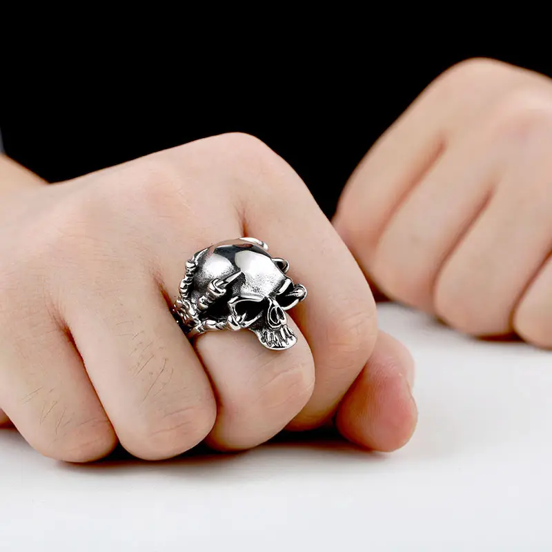 Beier Vintage Skull Titanium Steel Men's Ring - Image 6