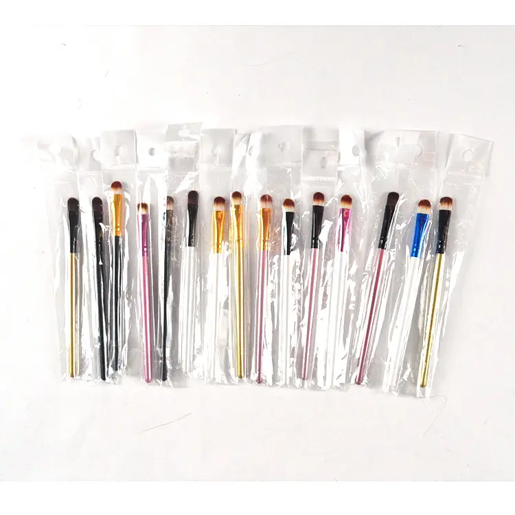 Wooden Eye Shadow Brush for Makeup Application - Image 19