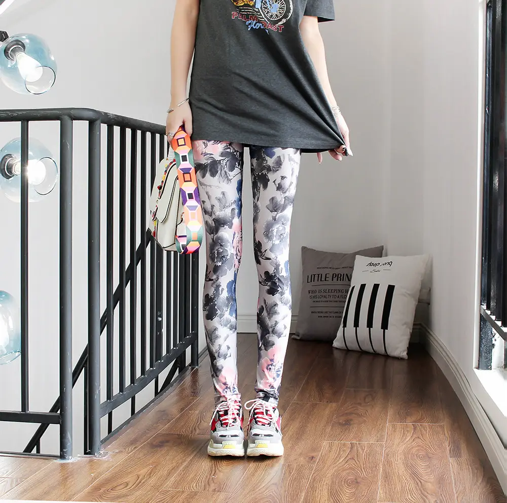 Women Printed Striped Leggings Slimming Yoga Cropped Pants