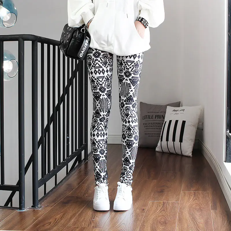 Women Printed Striped Leggings Slimming Yoga Cropped Pants