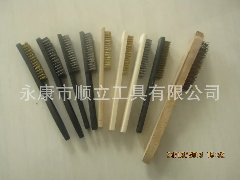 Copper Plated Text Play Wire Brush for Cleaning — feature 3