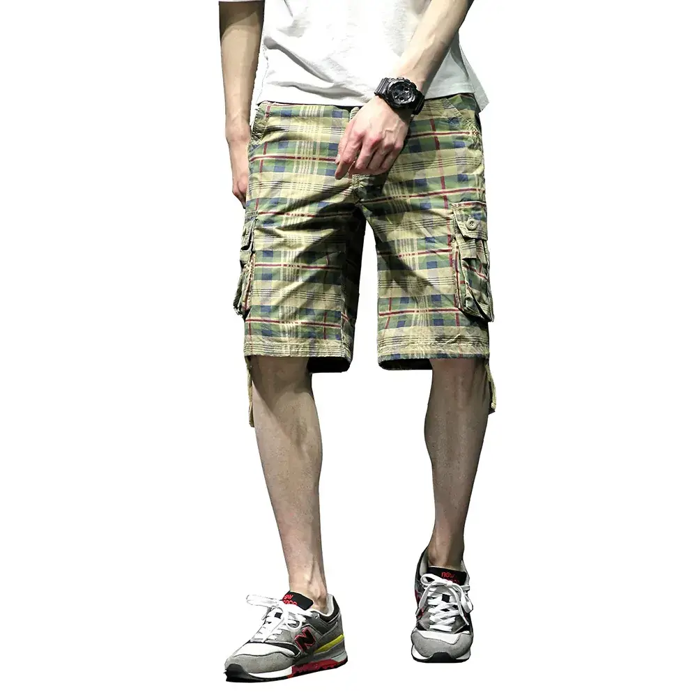 Men Plaid Cargo Shorts Medium to XL
