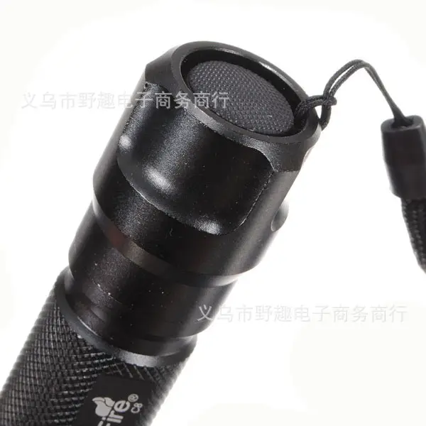 C8 Rechargeable Flashlight with Mouse Tail Switch — feature 27