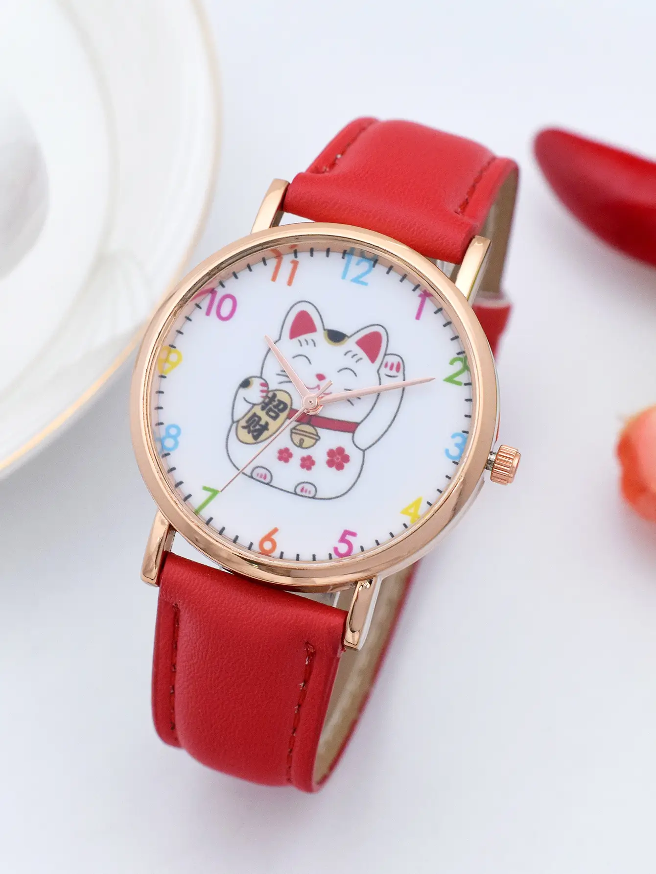 Women's Red Cat Design Quartz Watch — feature 3