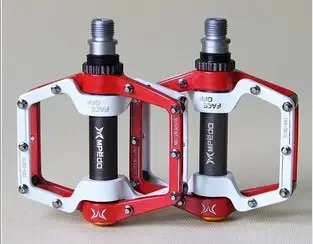 Mini Bicycle Night Light Flashlight for Mountain Bikes — feature 33