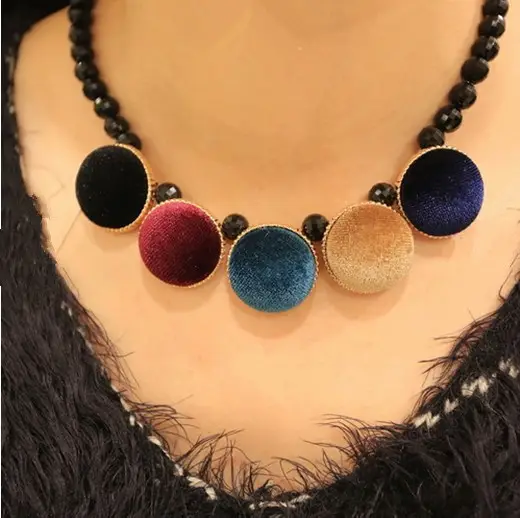 X404'' European and American Retro Style Velvet Round Square Geometric Pattern Contrasting Short Necklace Sweater Chain - Image 16