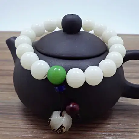 Black Crystal Beaded Bracelet with Silver Charm - Image 13