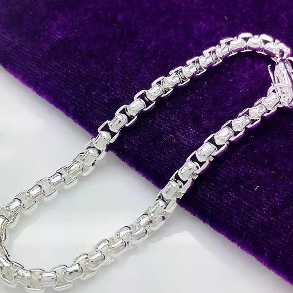Silver Retro Europe Round Lattice Bracelet Wholesale - Image 4