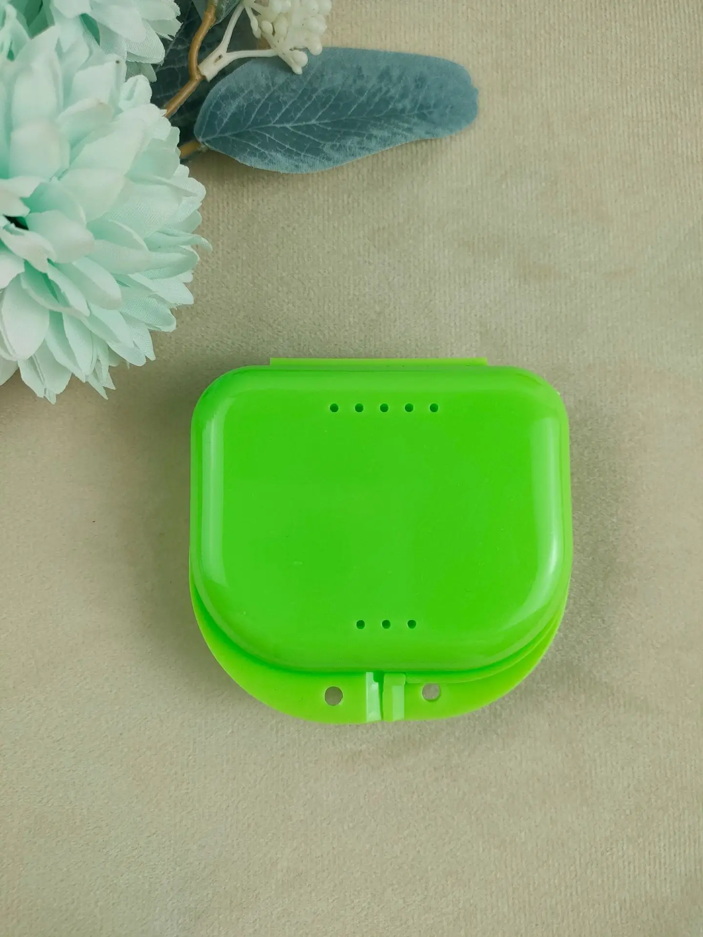 Small Dental Box with Holes 20g — feature 18