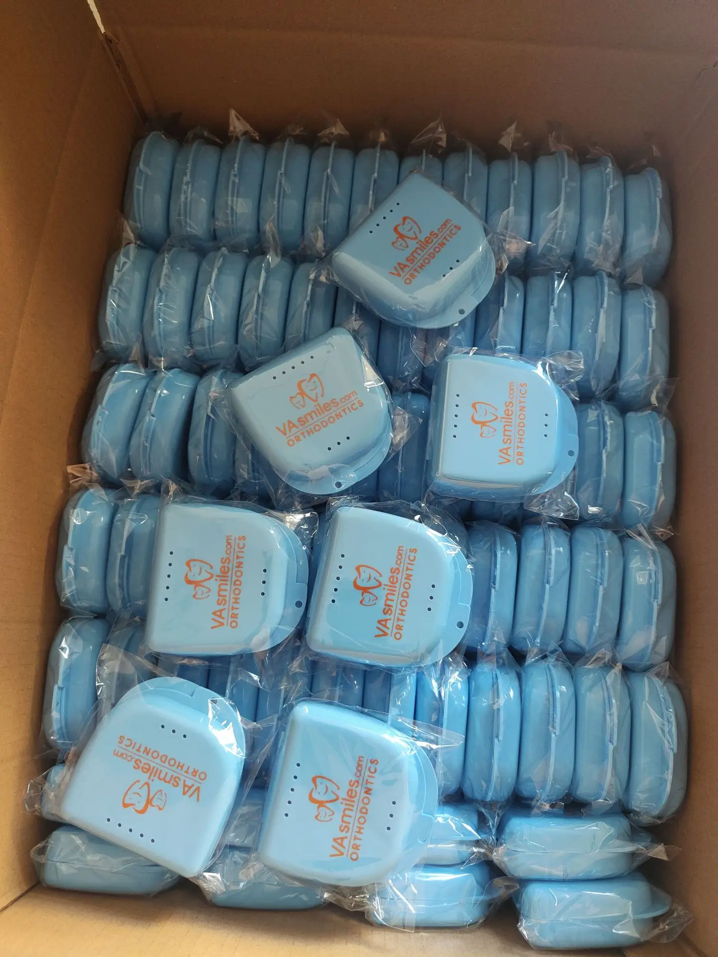 Small Dental Box with Holes 20g — feature 34