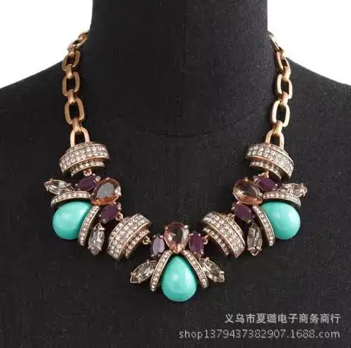 Big J.CR Ant Pendant Claw Necklace with Purple Gemstones