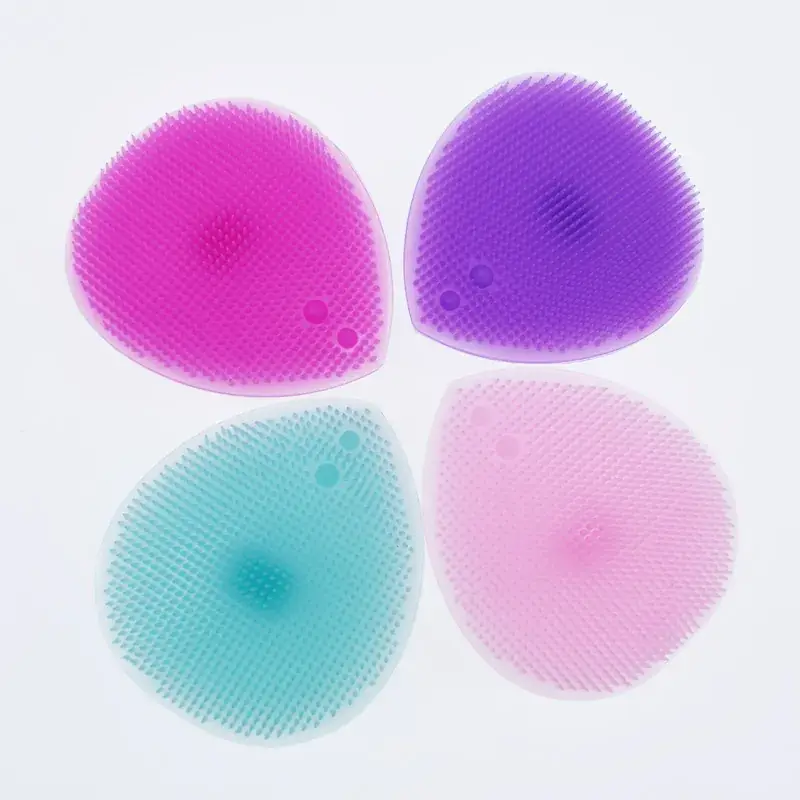 Fine Bristled Silicone Facial Brush for Deep Cleansing - Image 3