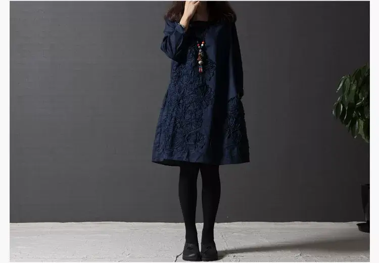 Blue Embroidered Long Sleeve Fat Girl Dress Large — feature 4