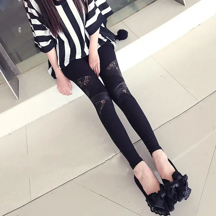 Black Lace Hollow Triangle Leggings Women - Image 2