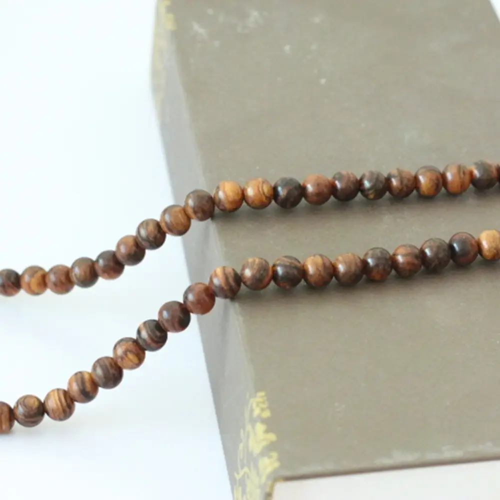 Indonesian Tiger Skin Pattern 108 Beads Bracelet - Image 3