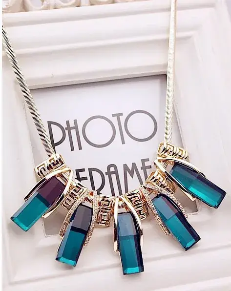 Exquisite Diamond Necklace for Women Wedding Collarbone Style — feature 5