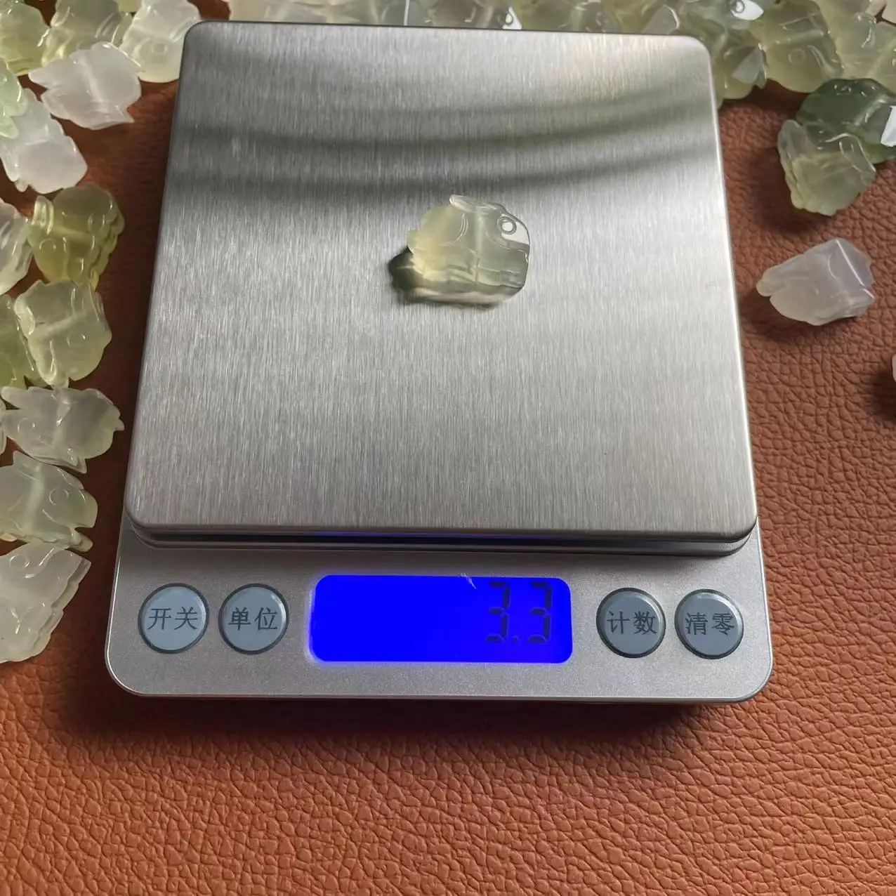 岫玉兔子配件