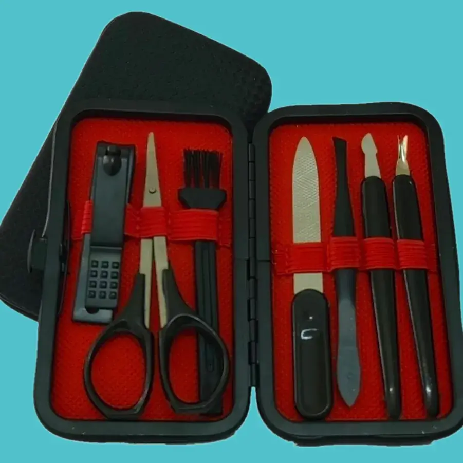 7-Piece Nail Clippers Set with Precision Blades - Image 2