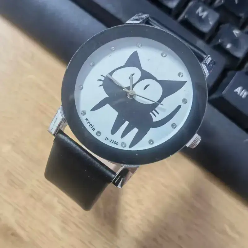 Korean Cat Design Couple Watches Black Belt - Image 2